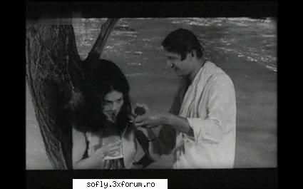 balul de sambata seara (1967) 
(1 cd, 7 in cateva cuvinte: filmul ne propune 2 episoade de iubire